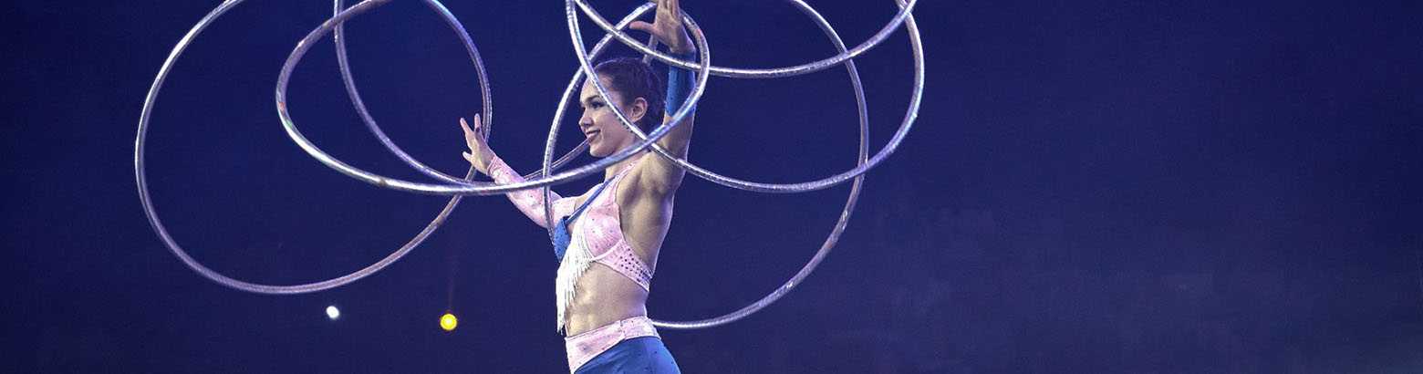 hula hoop artists