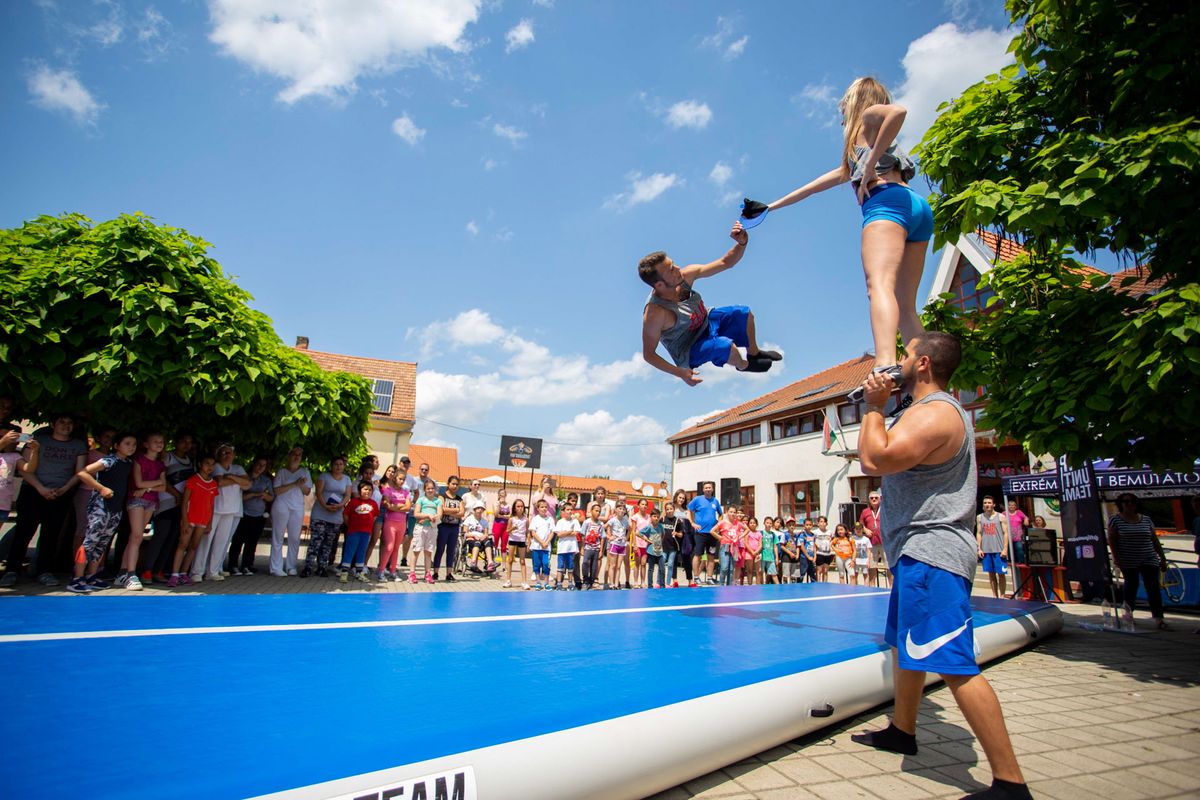 A Fusion of Freestyle Acrobatics and Cheerleading