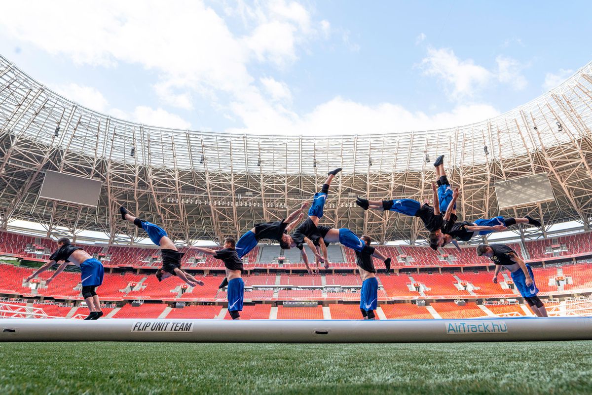 FLIP UNIT AirTrack Show in a stadium